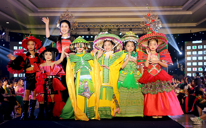 Fashion show “Em Tây Bắc”: Đặc sắc văn hoá của người Tây Bắc